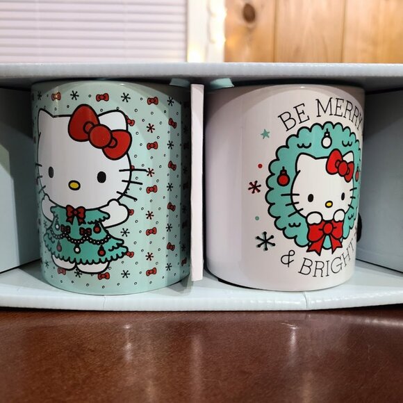Hello Kitty Christmas Coffee Mugs Set Ceramic Cups Holiday Xmas Decorations 2pc - Picture 4 of 9